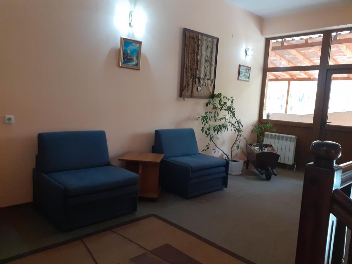 Hotel Les Razgrad 外观 照片
