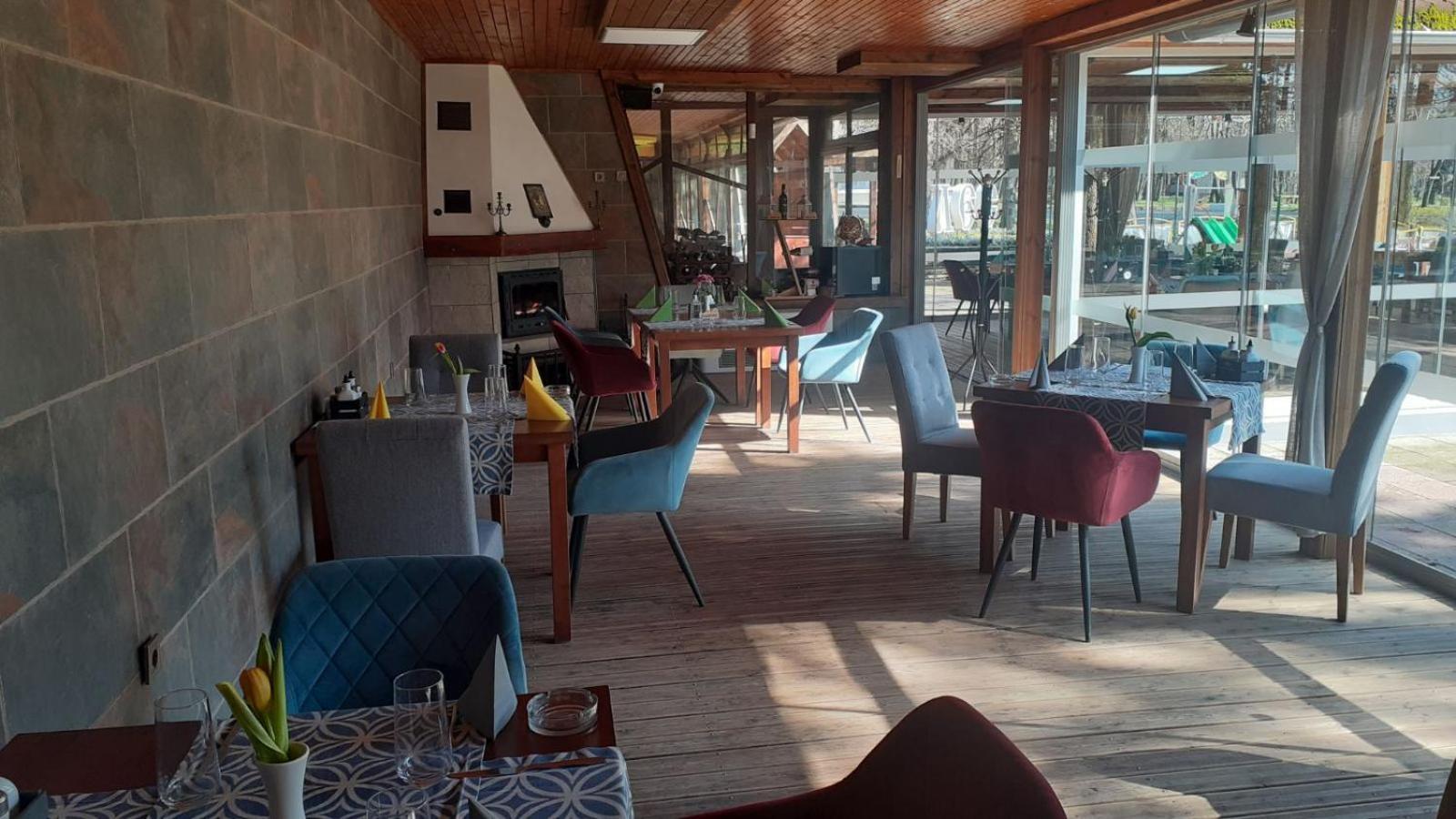 Hotel Les Razgrad 外观 照片