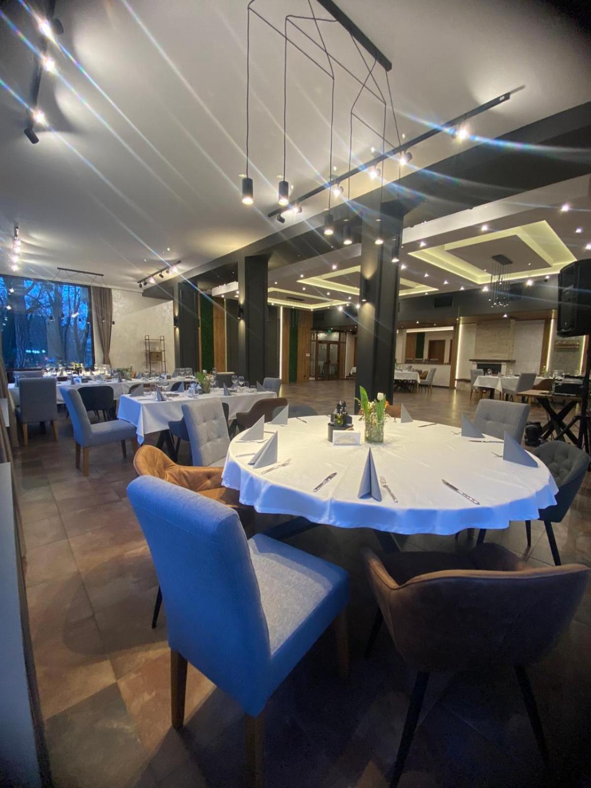 Hotel Les Razgrad 外观 照片